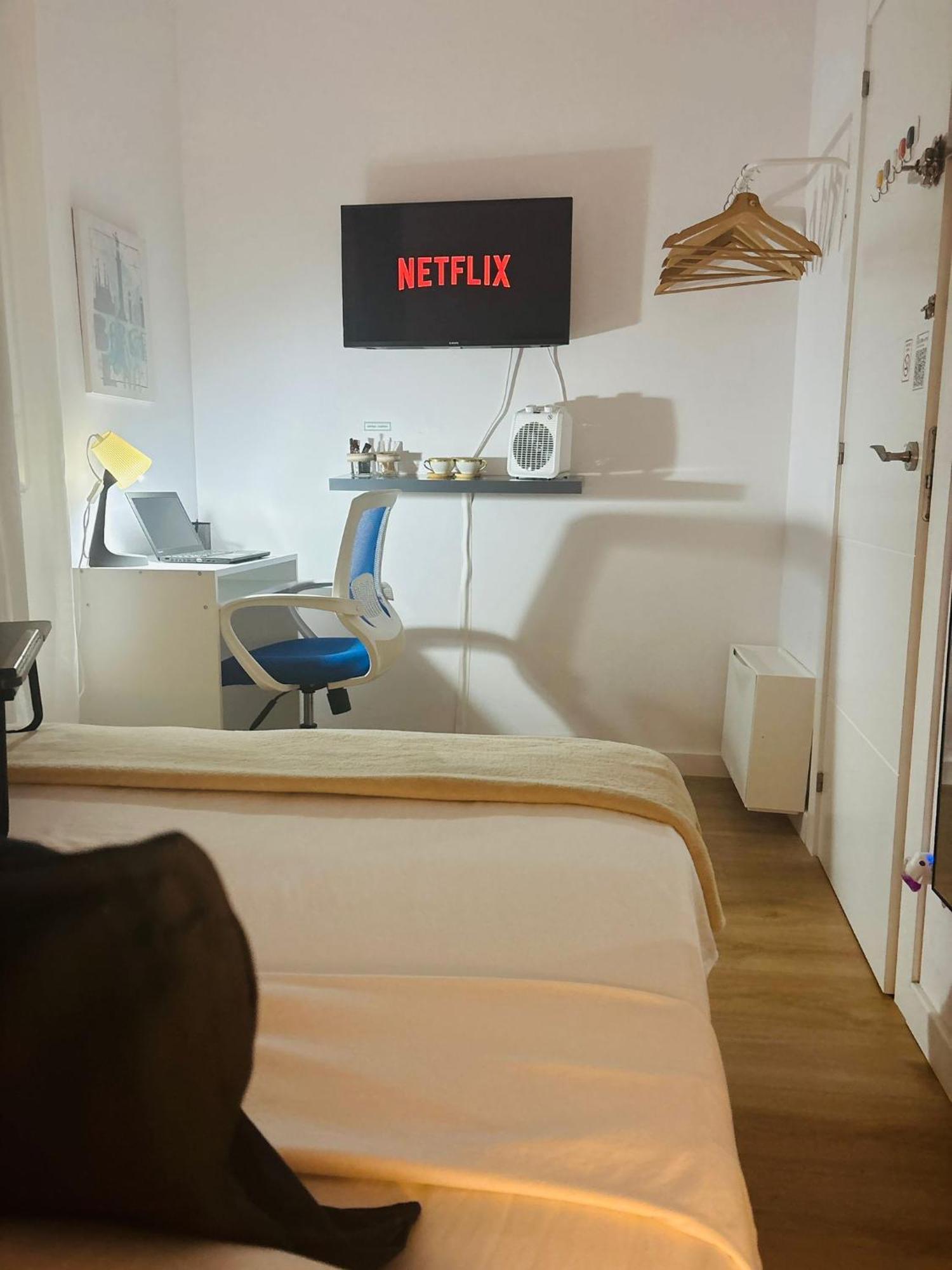 Habitaciones En 巴塞罗那 外观 照片