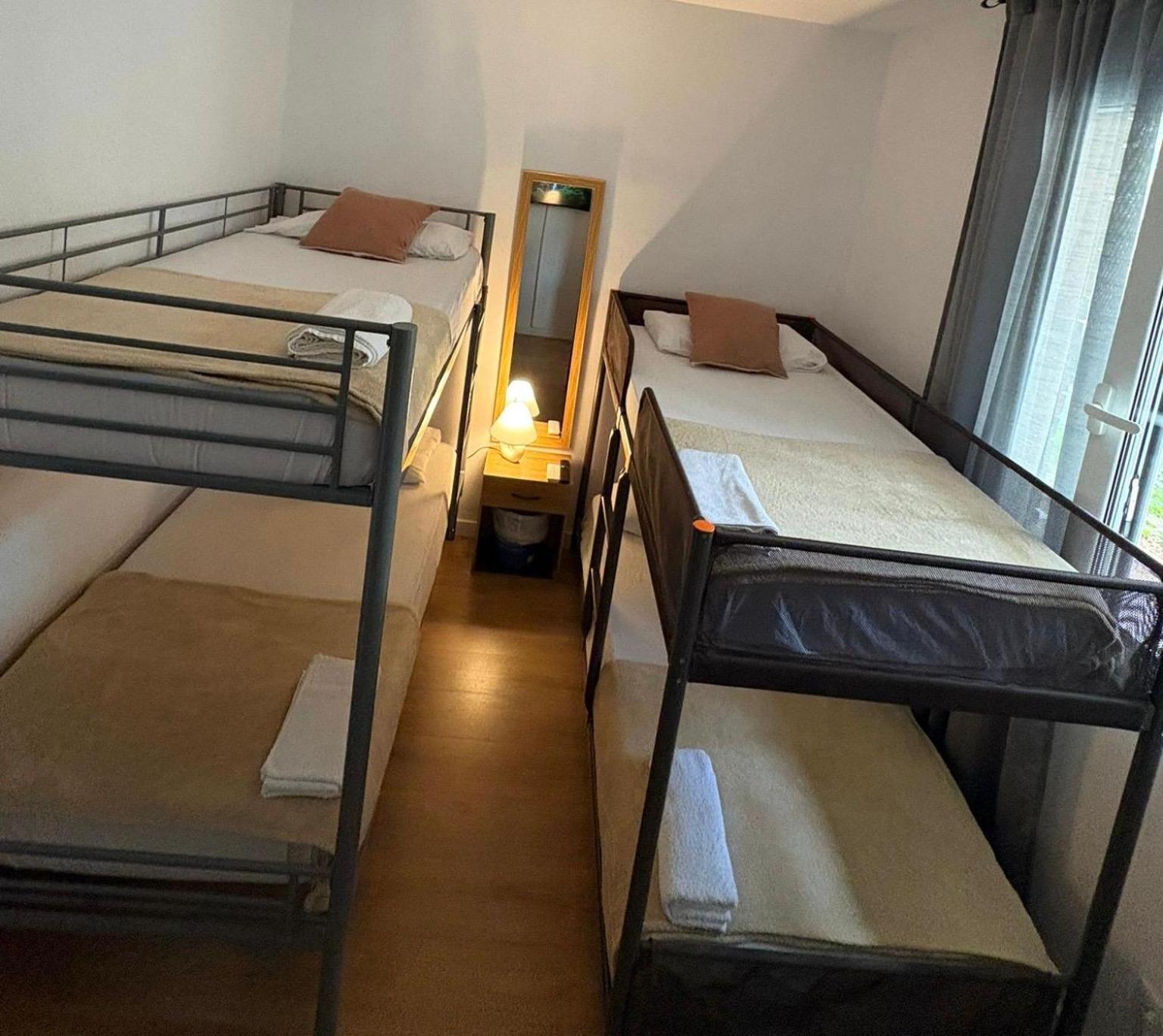 Habitaciones En 巴塞罗那 外观 照片