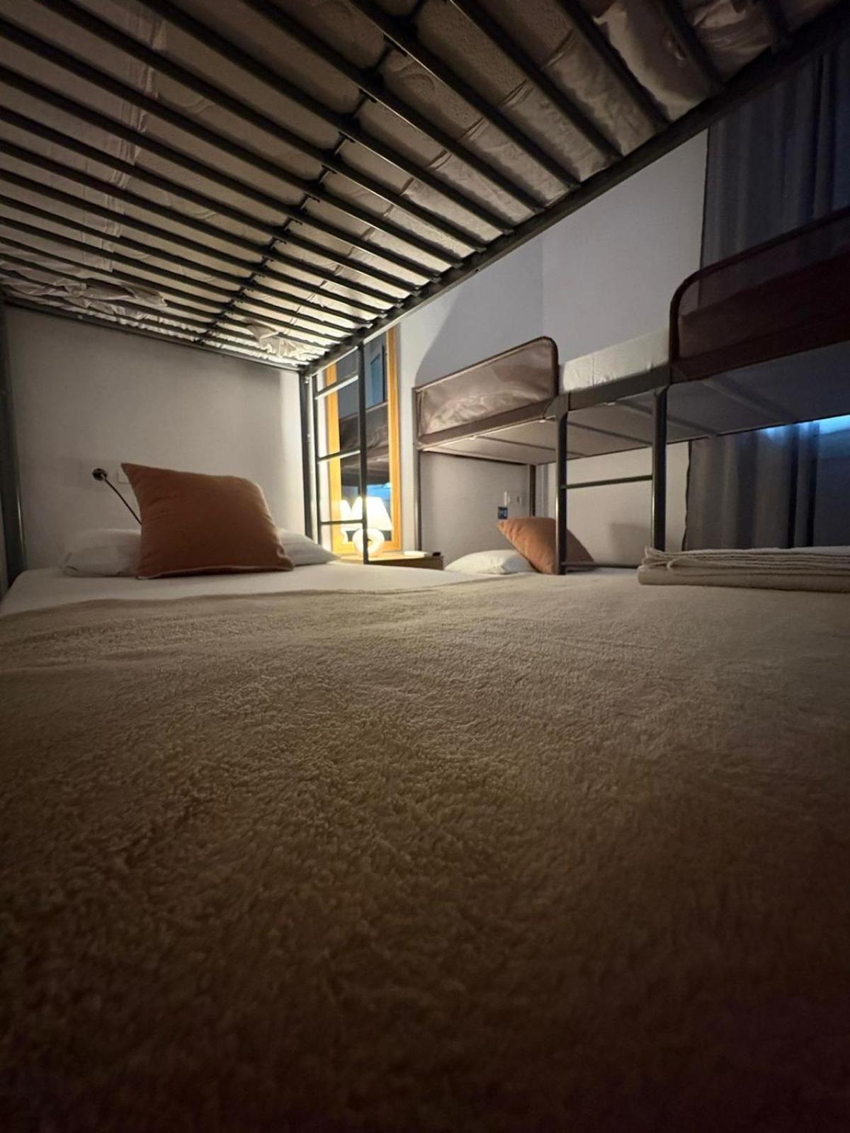Habitaciones En 巴塞罗那 外观 照片